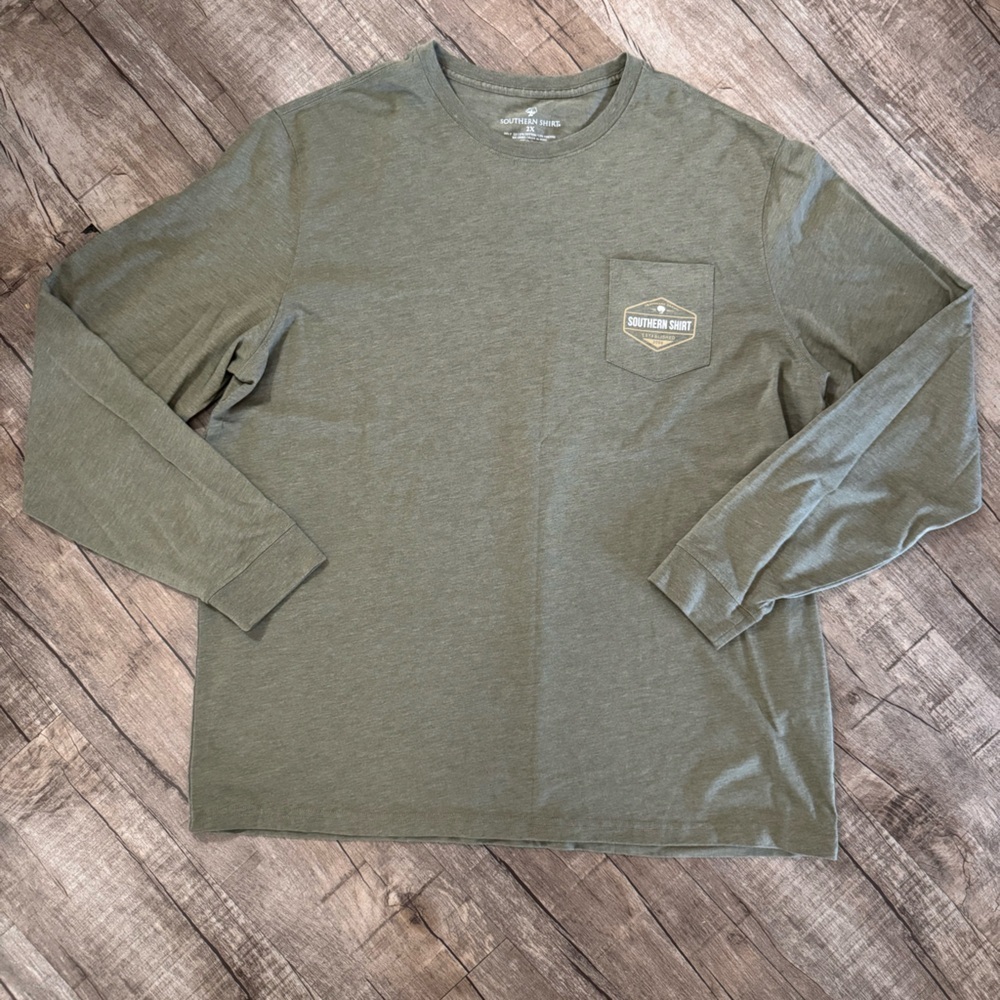 NWOT Men's Southern Shirt‎ Brand Olive Green Long Sleeve Shirt
